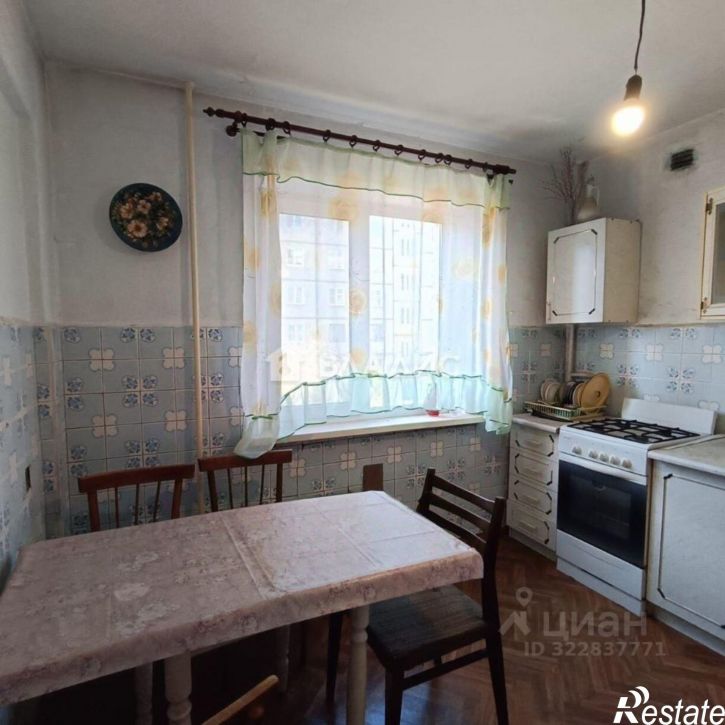 3-комн квартира ул Красных Коммунаров, 21,  д. 21