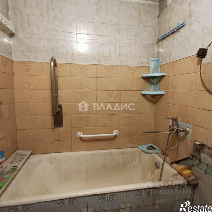 3-комн квартира ул Красных Коммунаров, 21,  д. 21