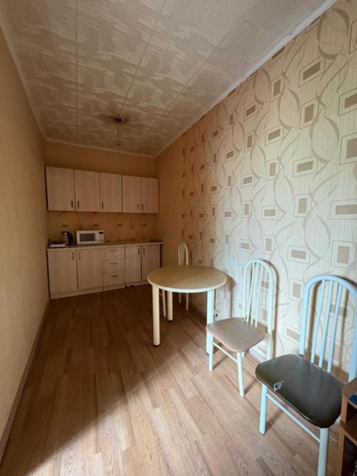 Комната Недорезова, 16