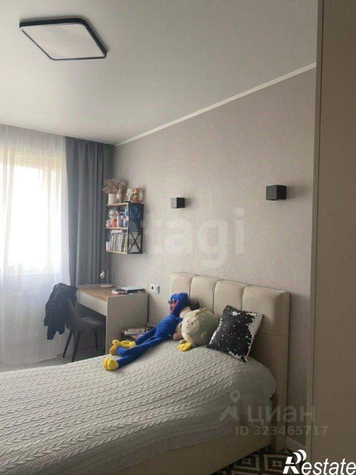 4-комн квартира улица Анохина, 120А,  д. 120А