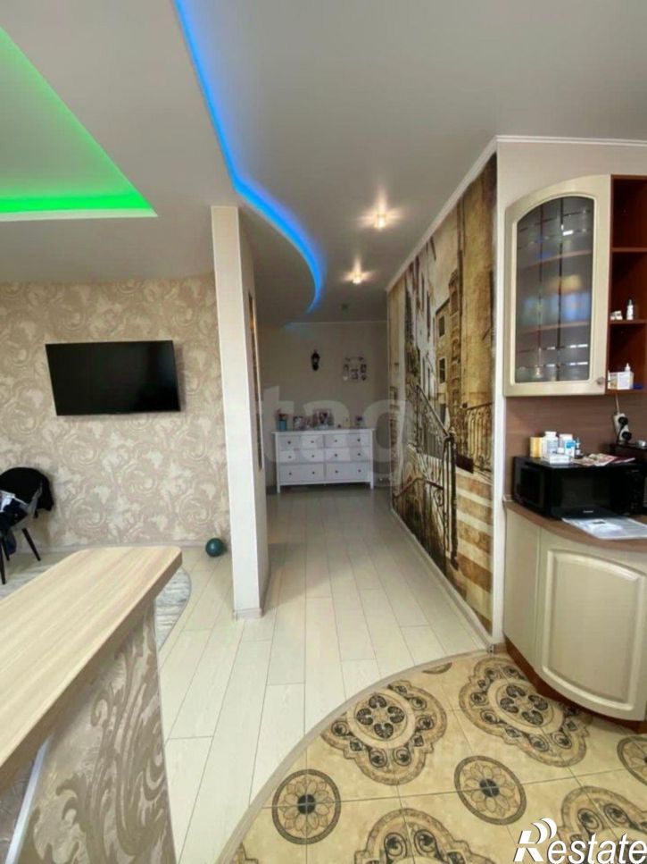 4-комн квартира улица Анохина, 120А,  д. 120А