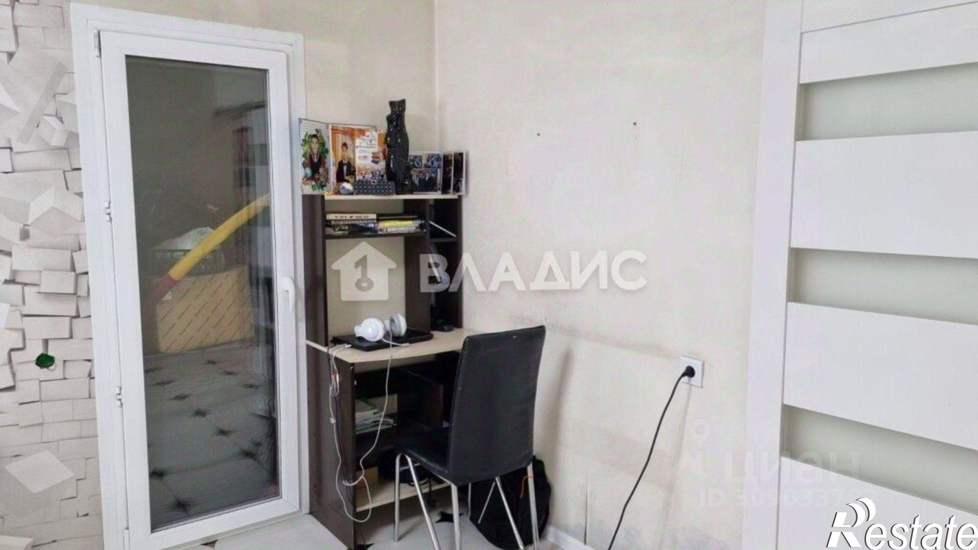 Купить квартиру за 8 000 000 рублей на Украинский бульвар, 19А