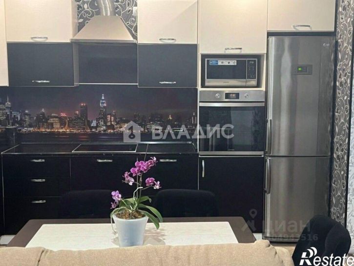 3-комн квартира 1-й микрорайон, 2