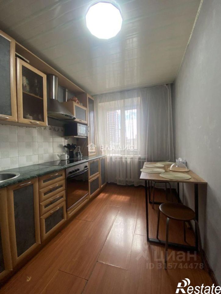 4-комн квартира улица Красного Восстания, 15,  д. 15