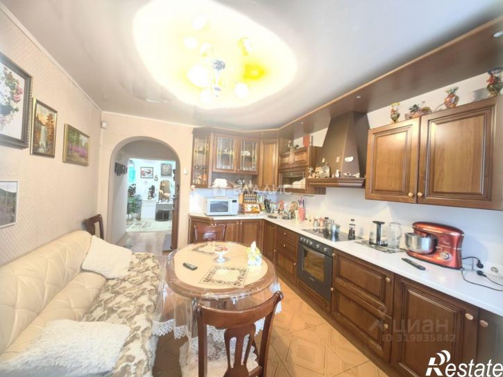 3-комн квартира Угданская улица, 16,  д. 16