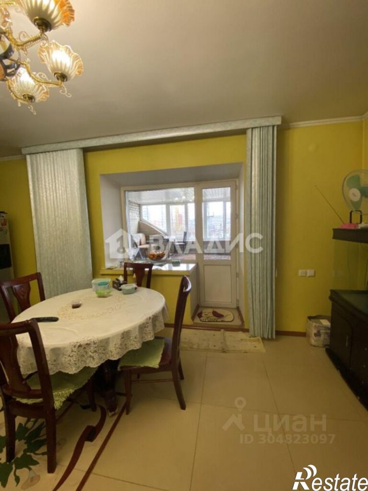 4-комн квартира улица Бабушкина, 108,  д. 108