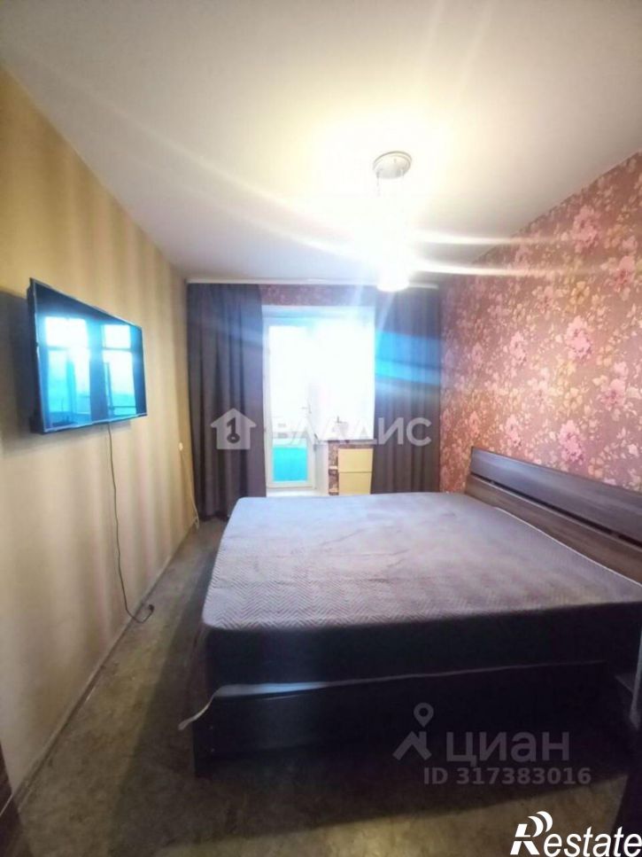 4-комн квартира 1-й микрорайон, 38