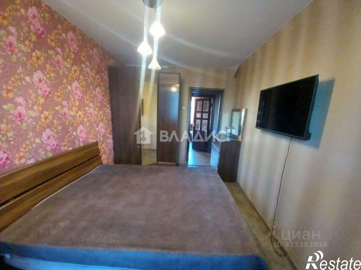 4-комн квартира 1-й микрорайон, 38