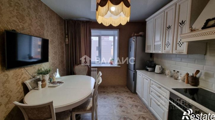 2-комн квартира улица Бутина, 70,  д. 70