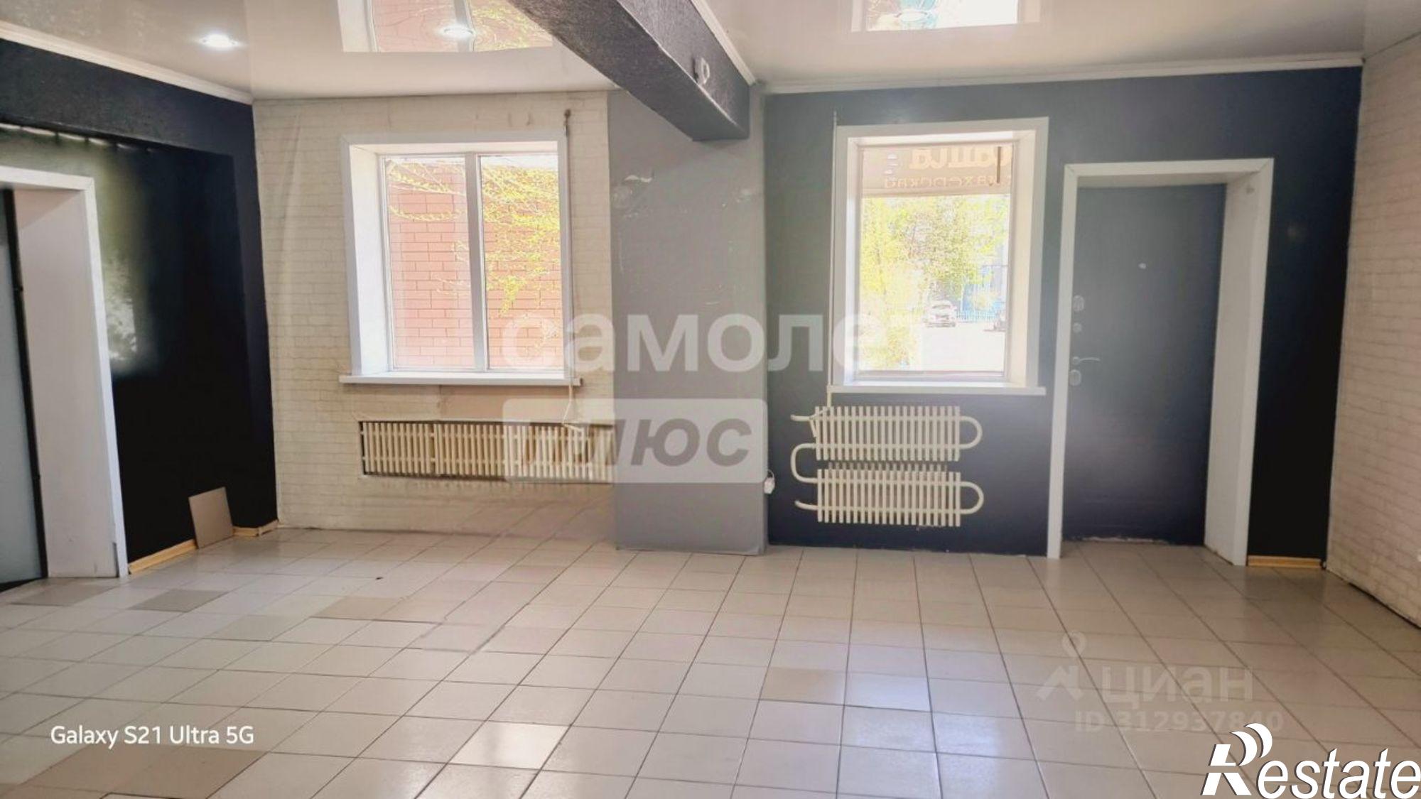 Купить торговое помещение за 8 975 760 рублей на Чита г., Ингодинский, 1-й мкр., д.27