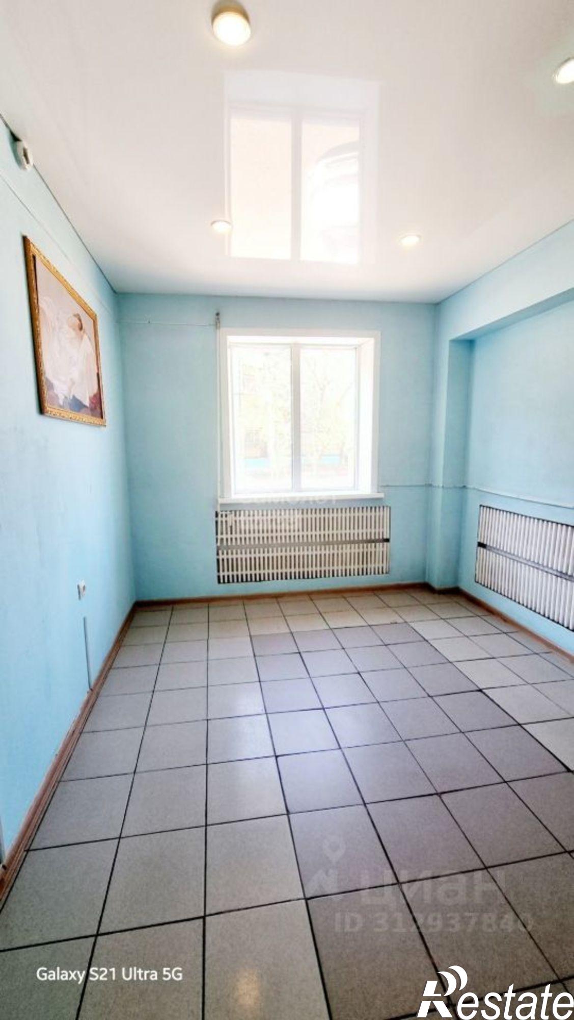 Купить торговое помещение за 8 975 760 рублей на Чита г., Ингодинский, 1-й мкр., д.27