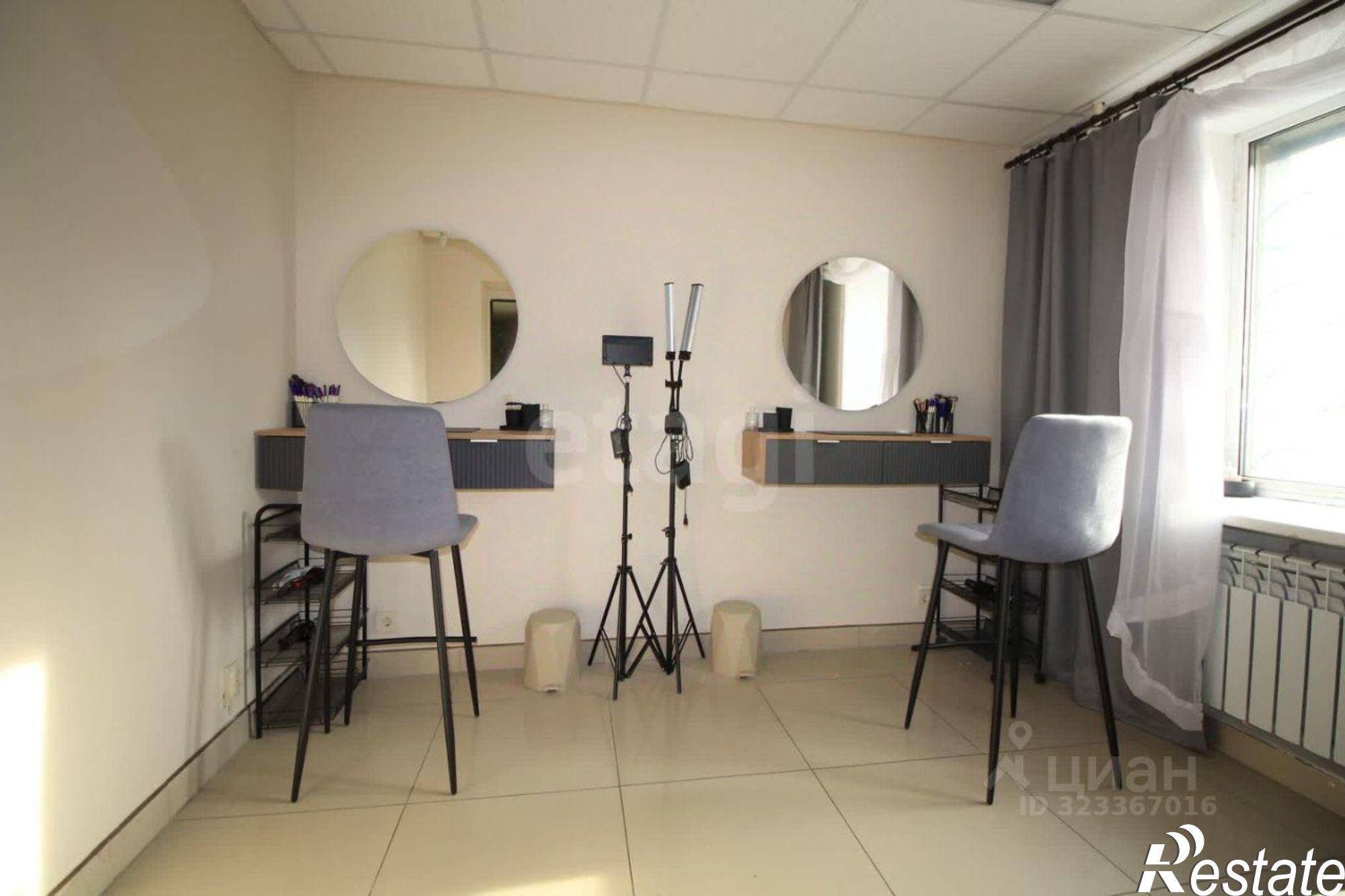 Купить торговое помещение за 12 549 100 рублей на Кастринская улица, 6