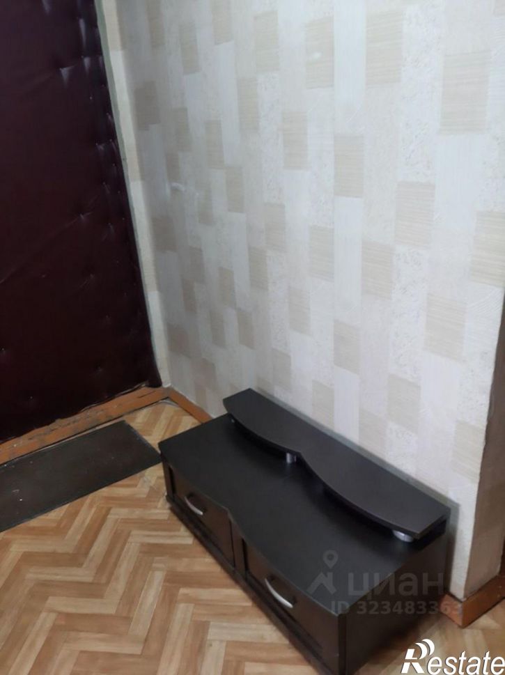 3-комн квартира 6-й микрорайон