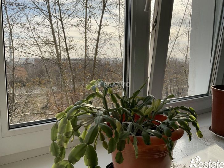 3-комн квартира улица Энтузиастов, 52,  д. 52