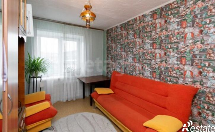 3-комн квартира 1-й микрорайон, 39