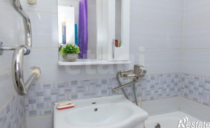 3-комн квартира 1-й микрорайон, 39