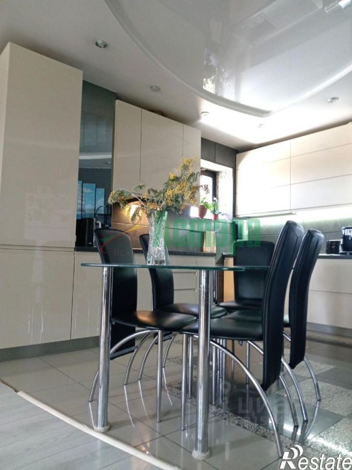 4-комн квартира Смоленская улица, 47,  д. 47