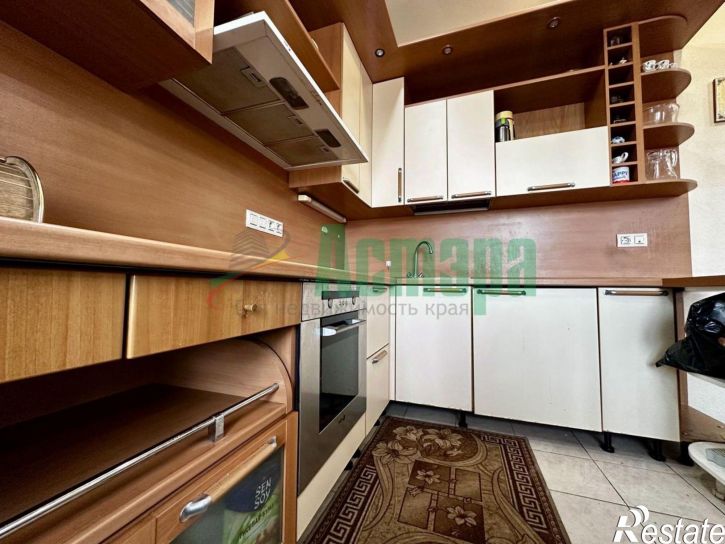 3-комн квартира улица Журавлёва, 7,  д. 7