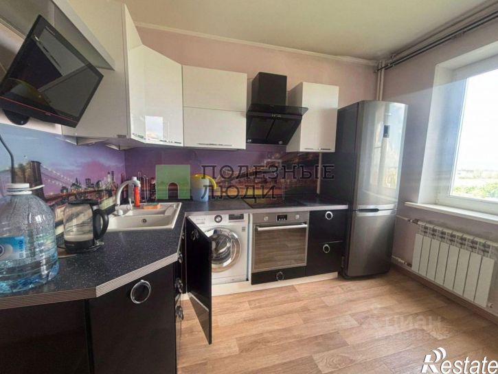 4-комн квартира Магистральная улица, 19,  д. 19