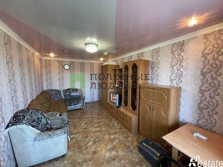 2-комн квартира улица Космонавтов, 1,  д. 1