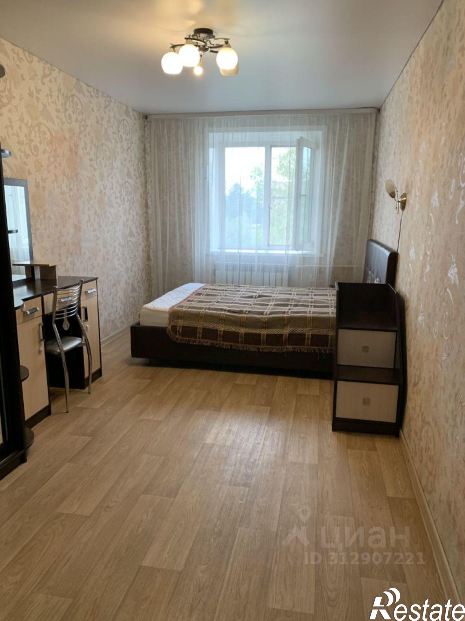 Сдать квартиру за 49 000 рублей на улица Балябина, 37