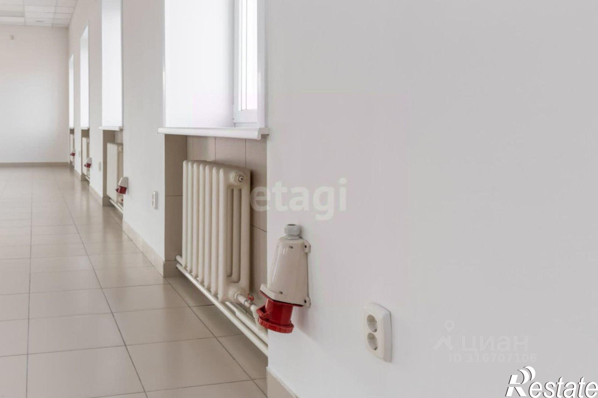 Сдать складское помещение за 100 001 рублей на улица Лазо, 112Б