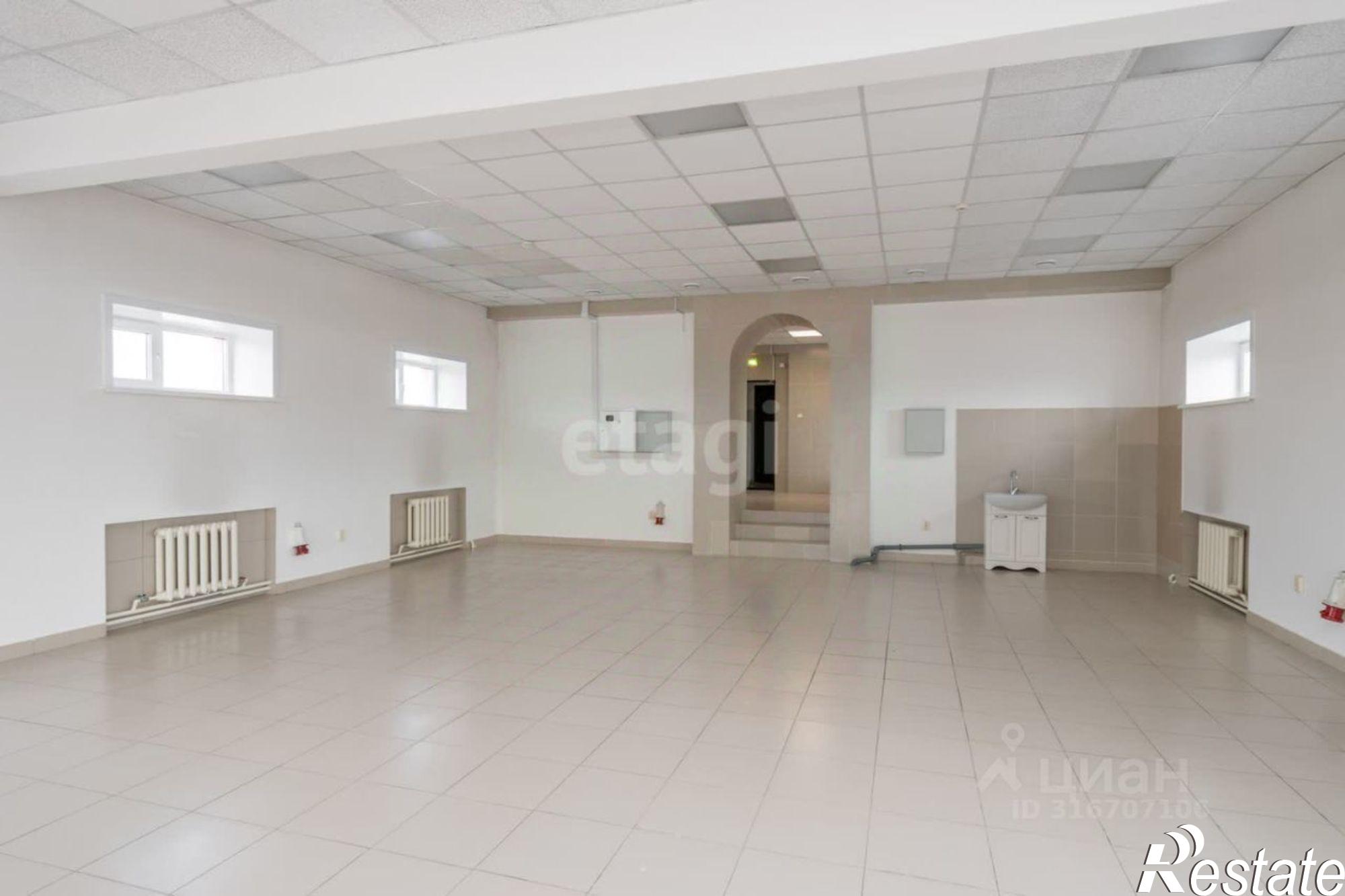 Сдать складское помещение за 100 001 рублей на улица Лазо, 112Б