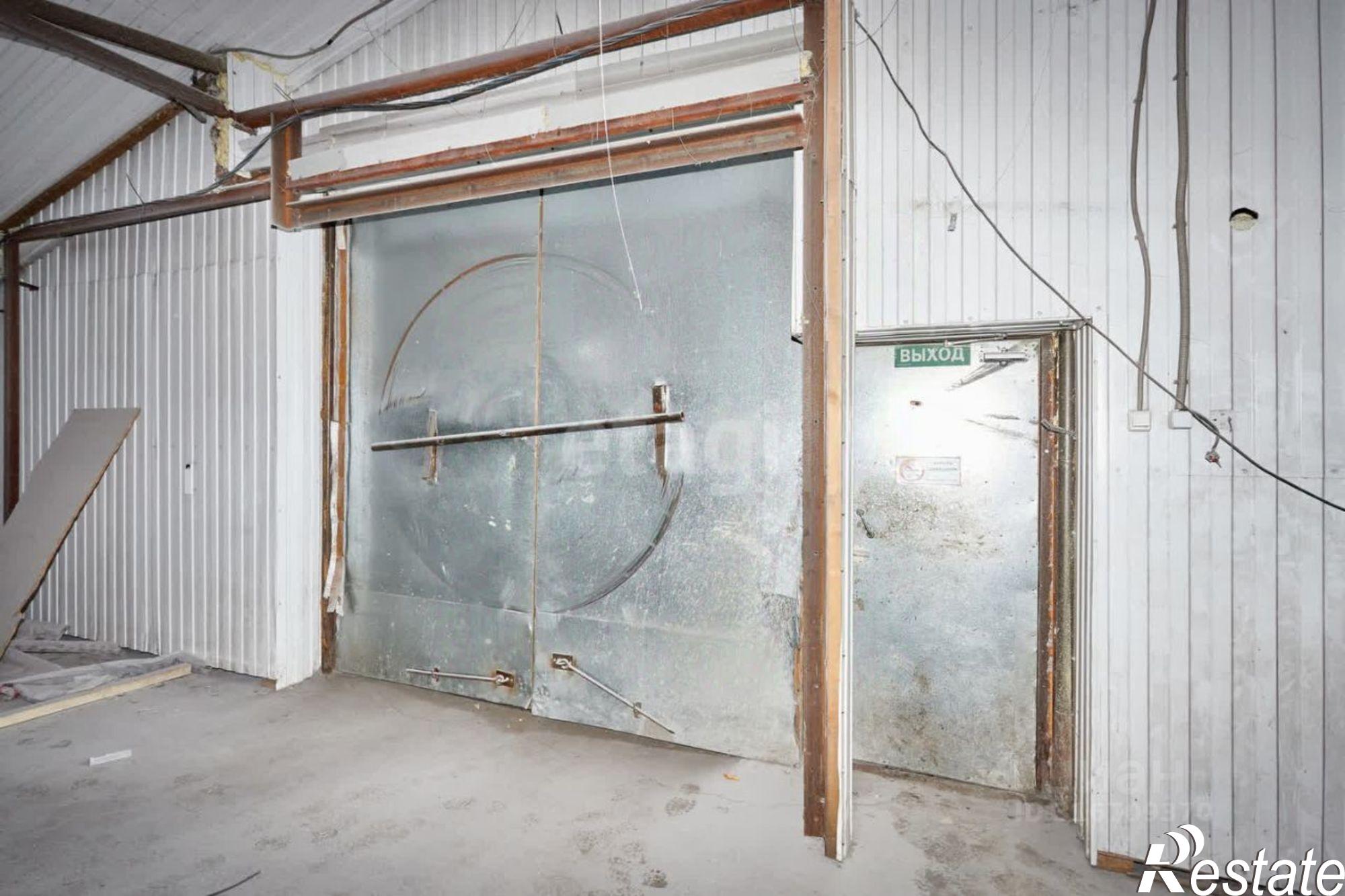 Сдать складское помещение за 100 000 рублей на Дуговой проезд, 10