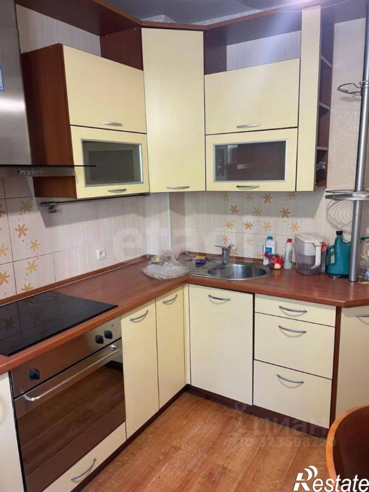 3-комн квартира Весенняя улица, 26,  д. 26