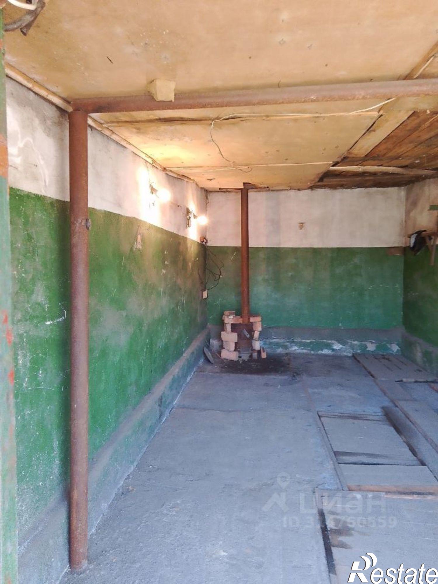 Купить гараж, место в паркинге за 420 012 рублей на улица Кирова, 1Г