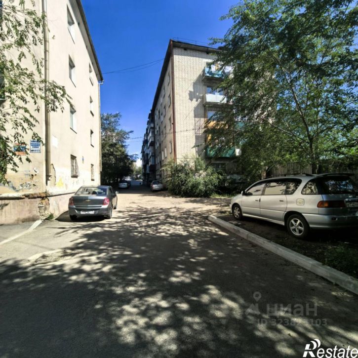 3-комн квартира улица Декабристов, 2А,  д. 2А