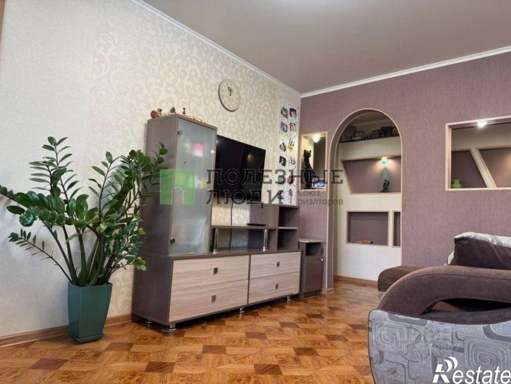 3-комн квартира улица Богомягкова, 73,  д. 73