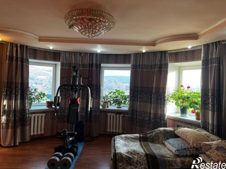 4-комн квартира улица Баранского, 98А,  д. 98А