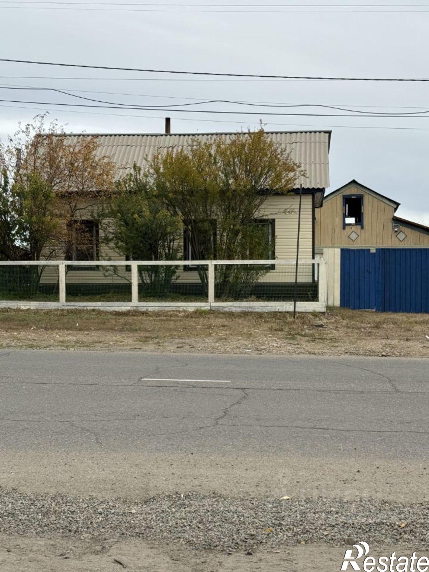 Купить дачу, дом, коттедж за 4 400 000 рублей на Школьная улица, 35А