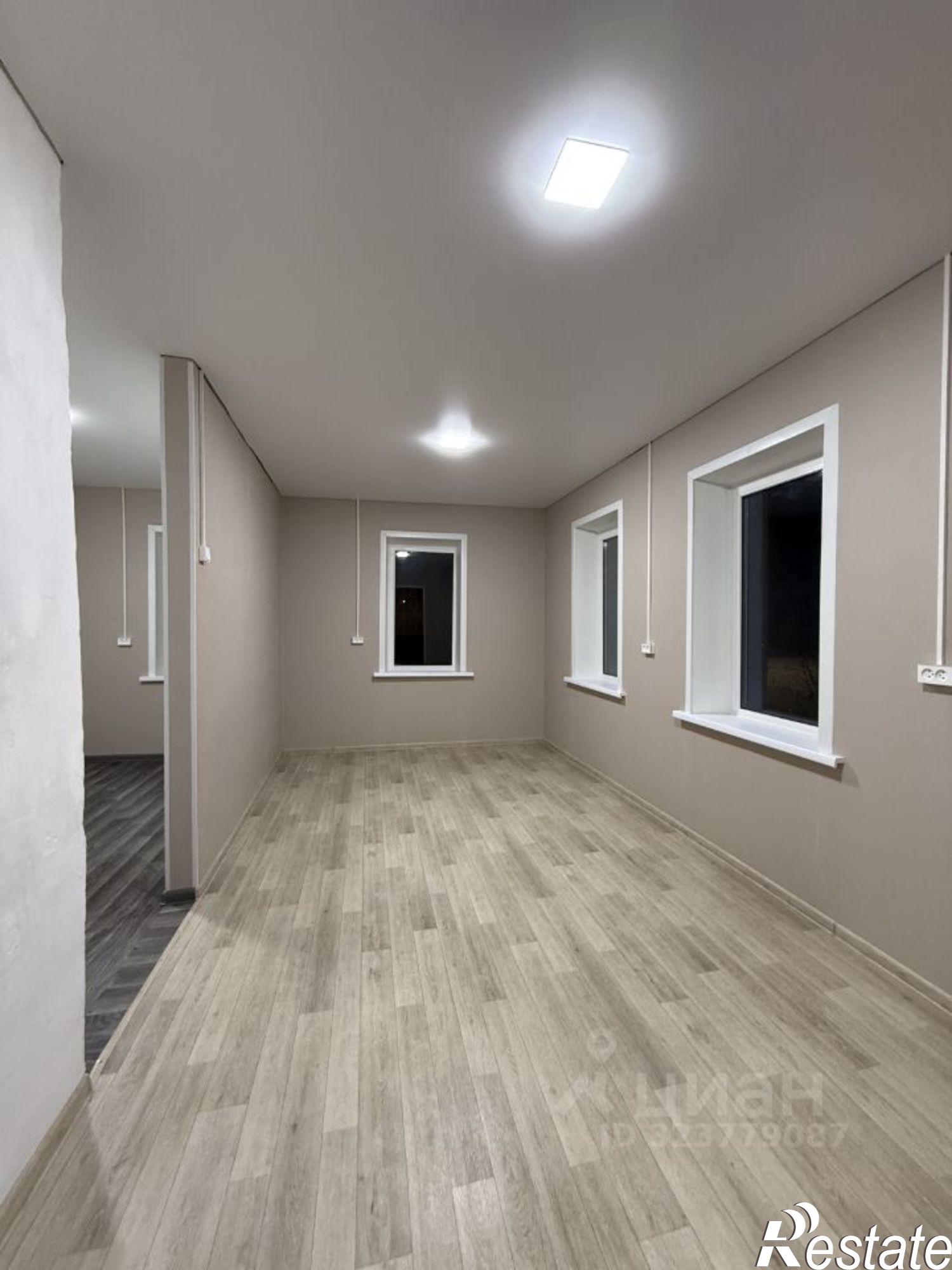 Купить дачу, дом, коттедж за 4 400 000 рублей на Школьная улица, 35А