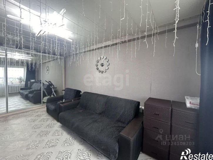 2-комн квартира улица Евгения Гаюсана, 32Б,  д. 32Б