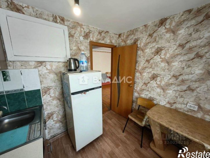 2-комн квартира улица Столярова, 40,  д. 40