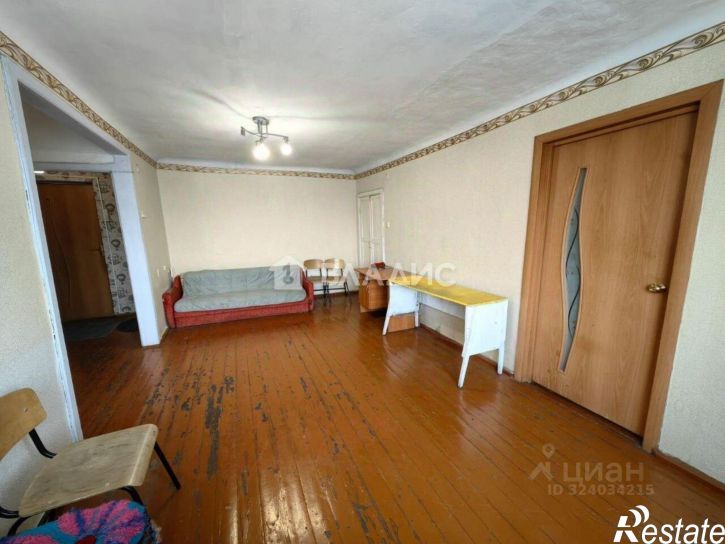 2-комн квартира улица Столярова, 40,  д. 40