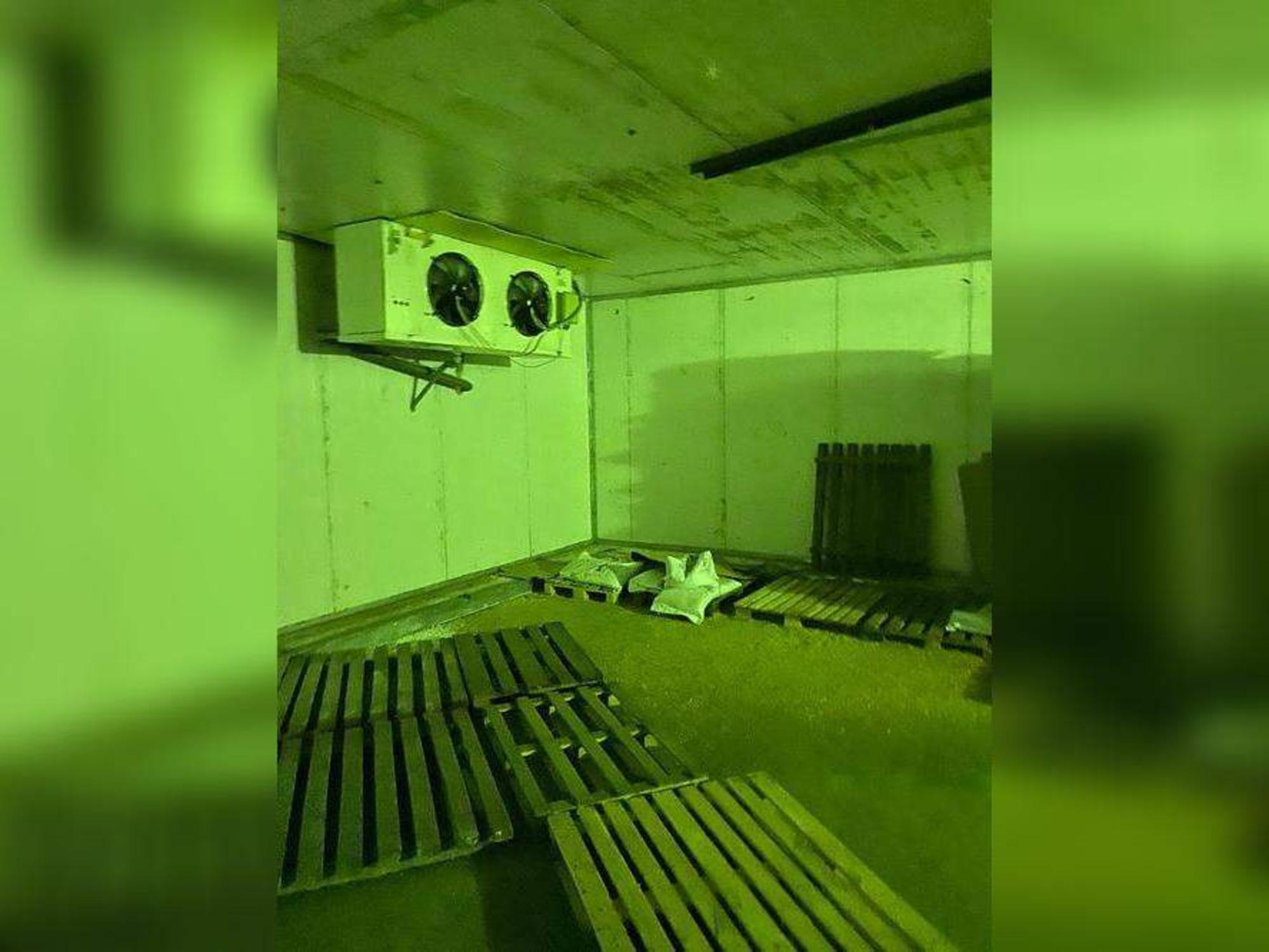 Купить торговое помещение за 12 000 000 рублей на Линейная улица, д.1