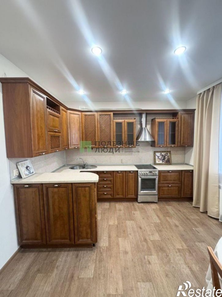 3-комн квартира ул Кирова, 16,  д. 16