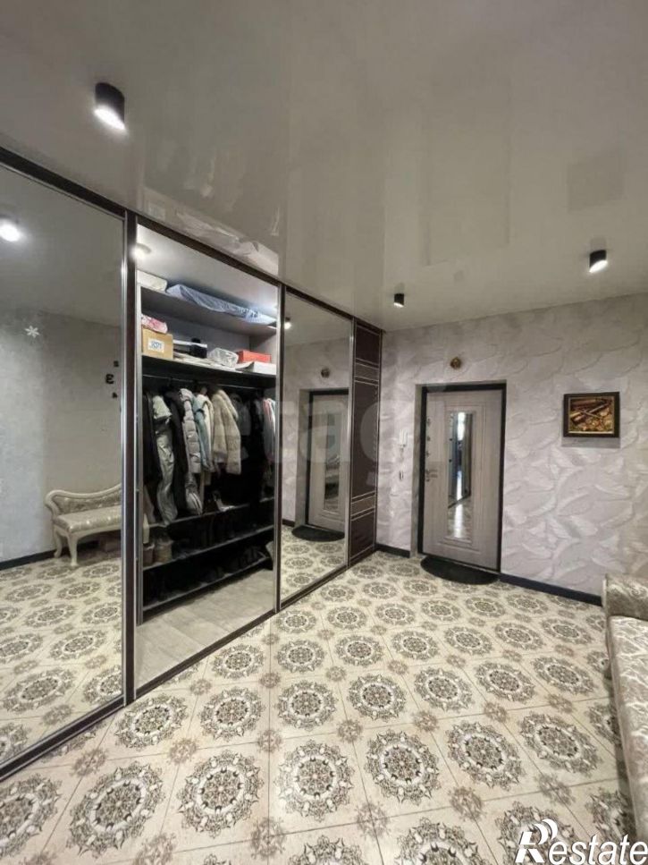 3-комн квартира Крайняя улица, 10,  д. 10