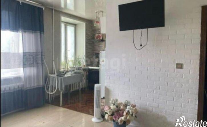 2-комн квартира улица Серова, 1,  д. 1