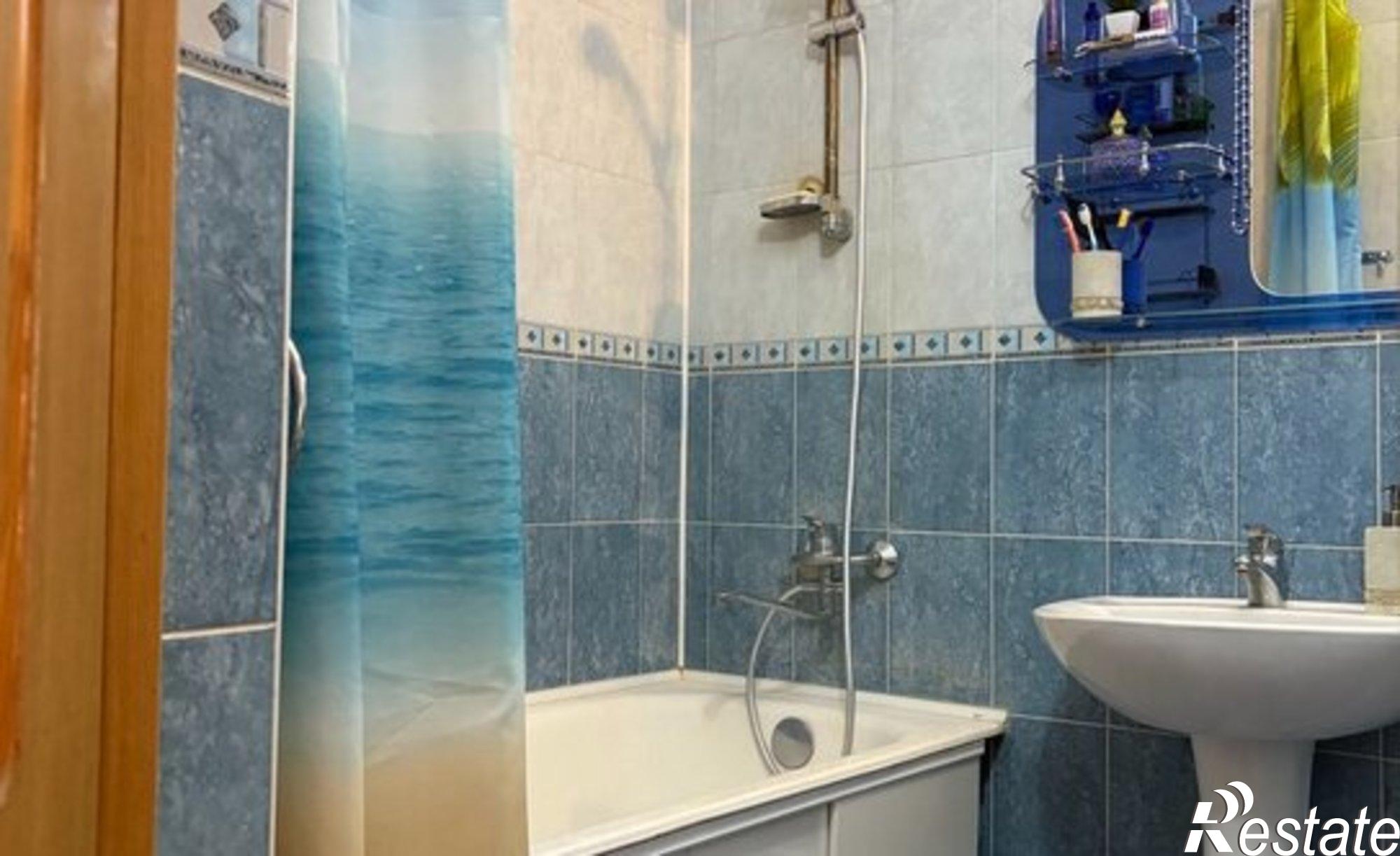 Купить квартиру за 9 300 000 рублей на улица Анохина, 93