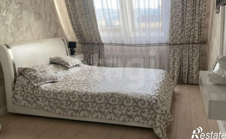 3-комн квартира улица Бутина, 50,  д. 50