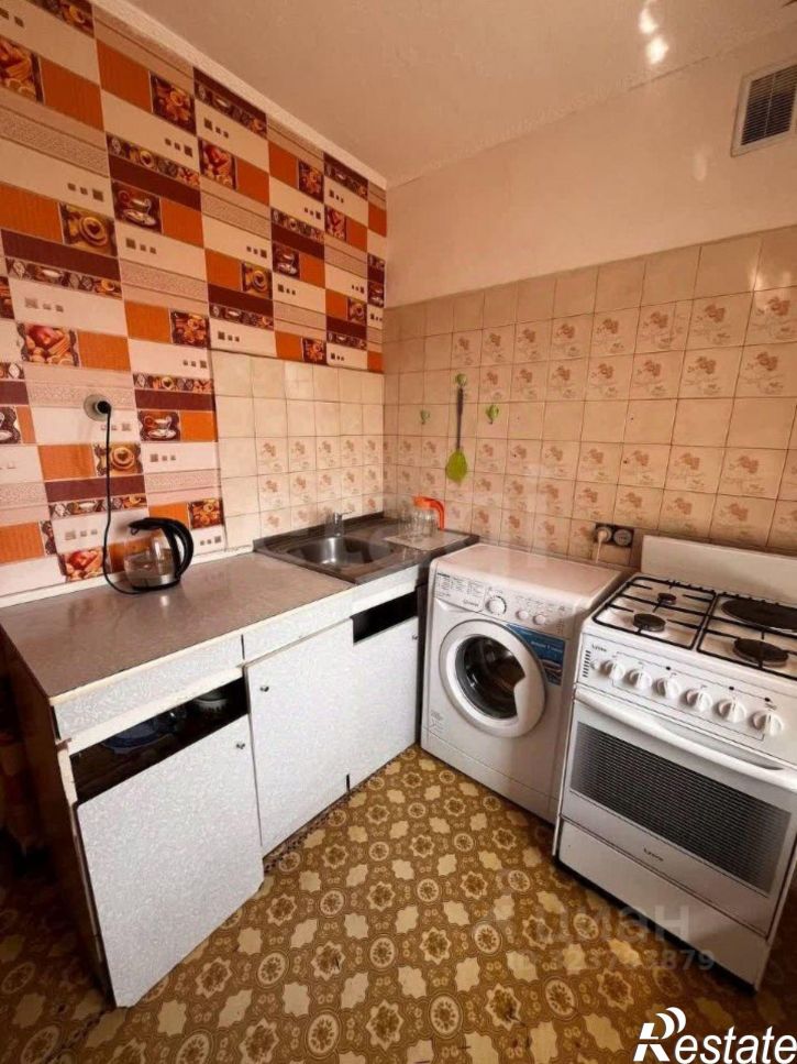 3-комн квартира улица Декабристов, 2Б,  д. 2Б