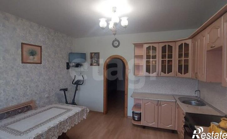 3-комн квартира улица Николая Островского, 61,  д. 61