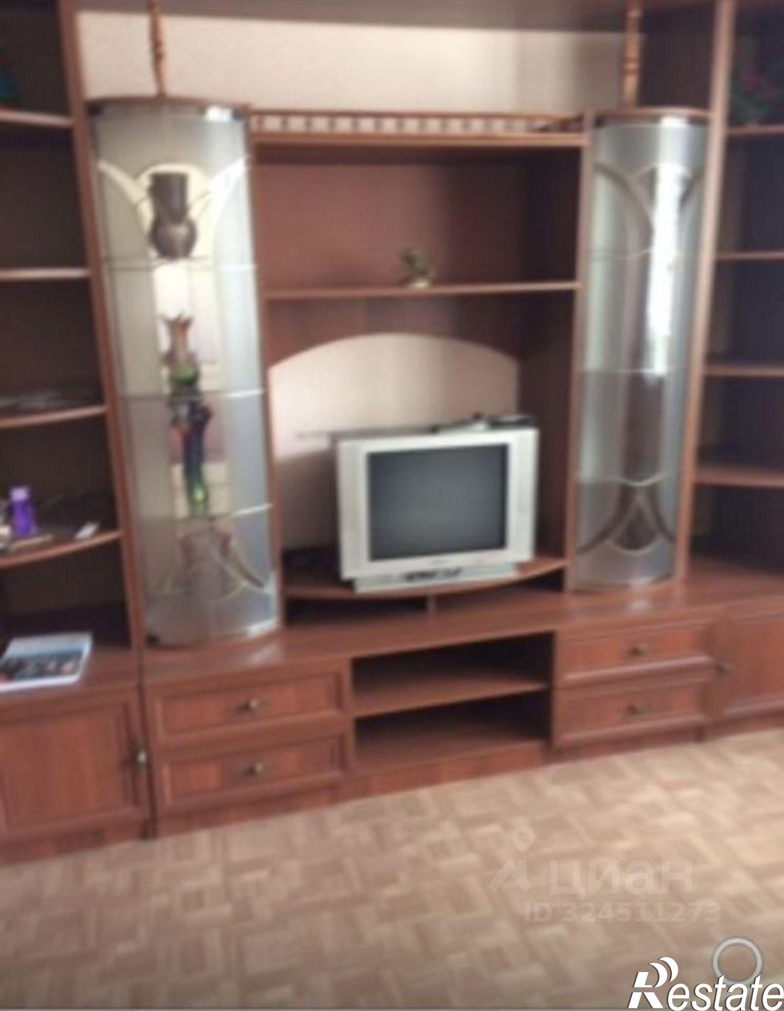 Сдать квартиру за 27 000 рублей на улица Столярова, 72