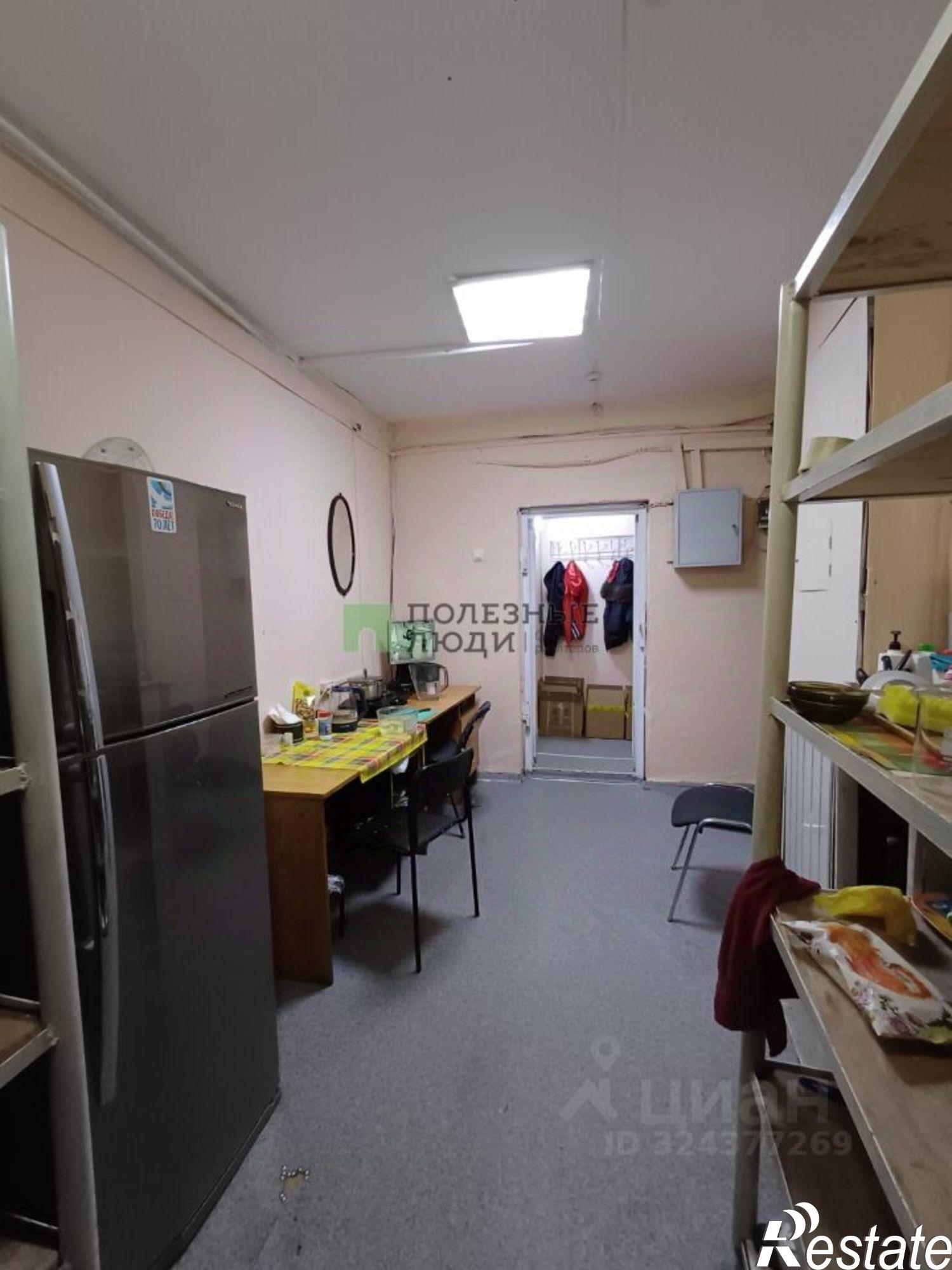 Купить помещение свободного назначения за 10 904 200 рублей на Баргузинская улица, 17