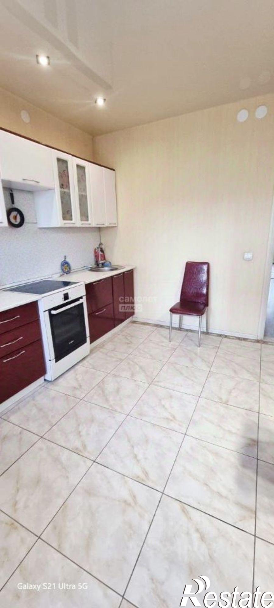 Купить квартиру за 7 700 000 рублей на Чита г., Центральный, Царский мкр.