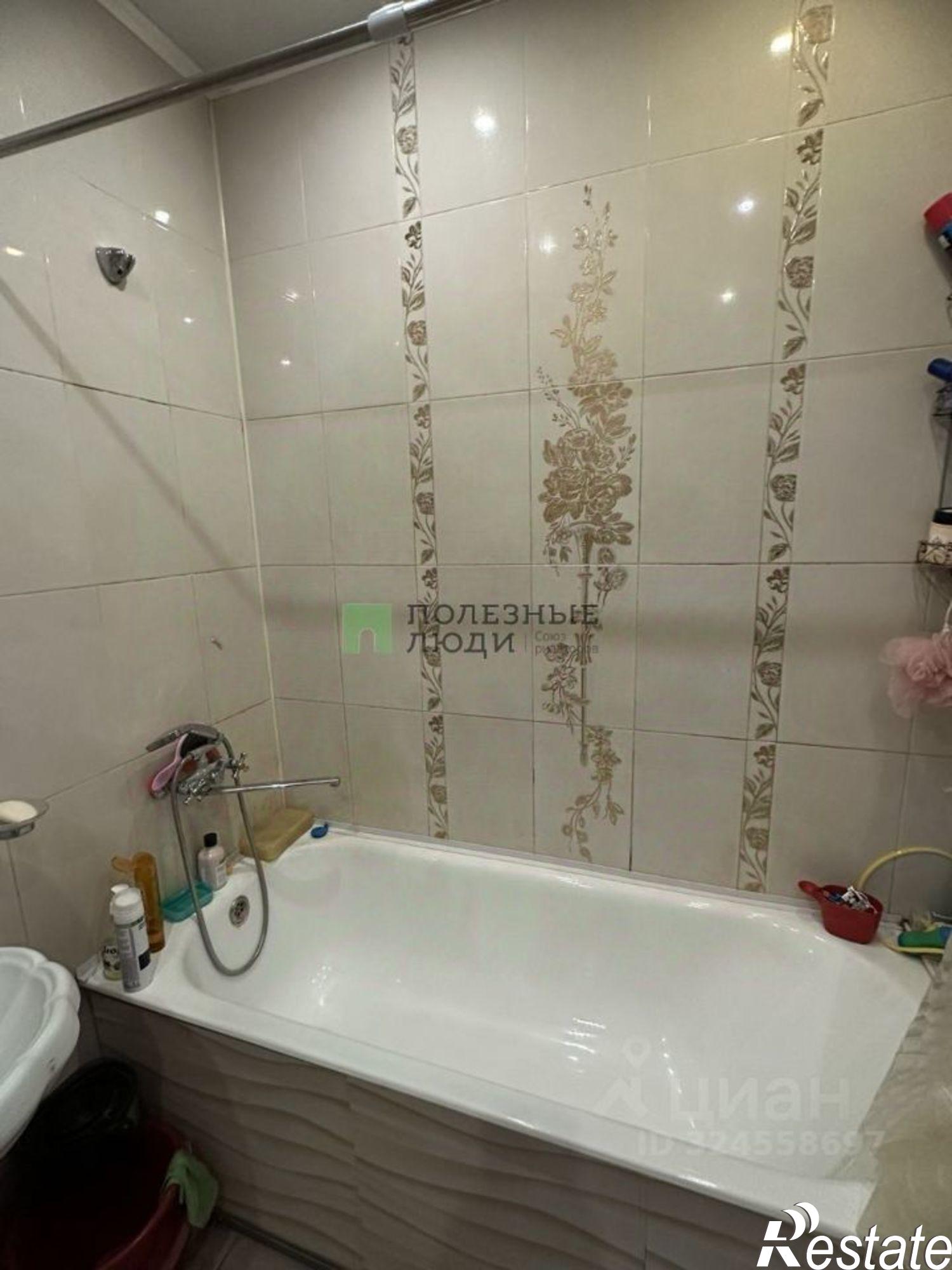 Купить квартиру за 10 700 000 рублей на улица Столярова, 39